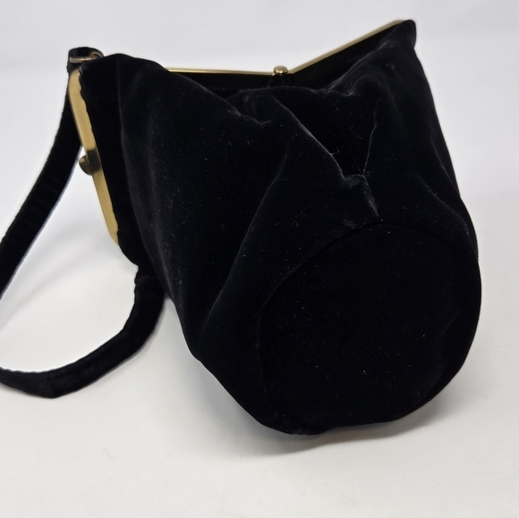 VINTAGE HANDBAGS BY G.D.K. BLACK VELVET TOP HANDLE MINI BAG PURSE WOMEN ELEGANT - Picture 11 of 12